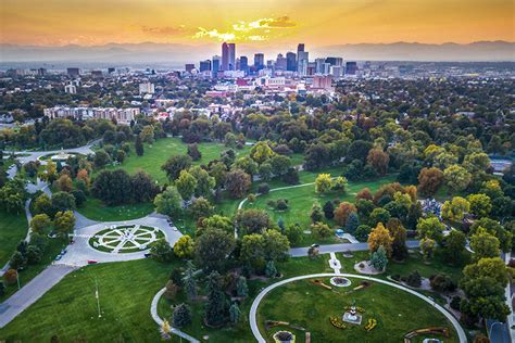 affordable tourist to do in denver colorado area